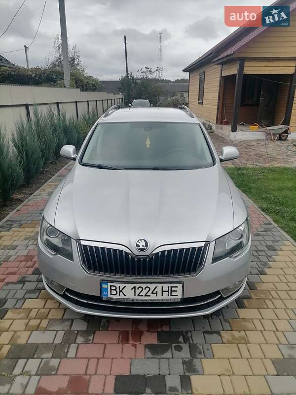 Универсал Skoda Superb 2014 в Заречном