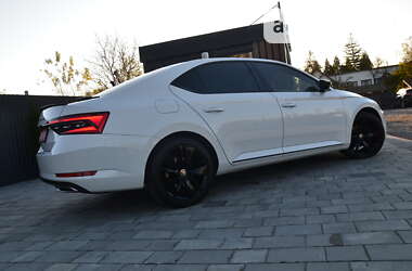 Лифтбек Skoda Superb 2021 в Дрогобыче