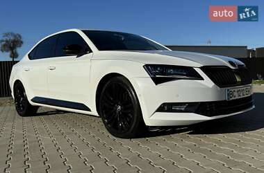 Лифтбек Skoda Superb 2015 в Стрые