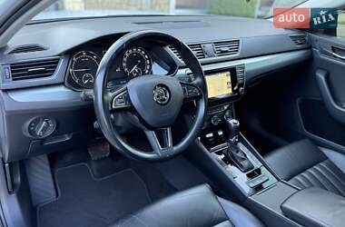 Лифтбек Skoda Superb 2015 в Стрые