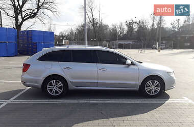Универсал Skoda Superb 2012 в 