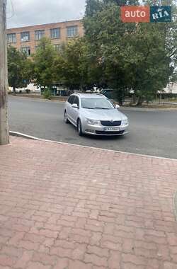 Универсал Skoda Superb 2012 в 