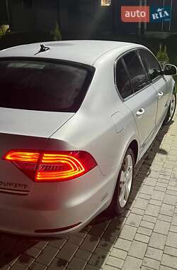 Лифтбек Skoda Superb 2015 в 