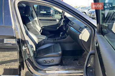 Лифтбек Skoda Superb 2016 в 