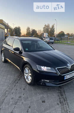 Универсал Skoda Superb 2017 в Луцке