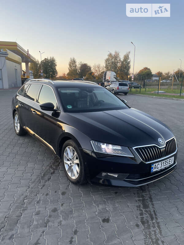 Универсал Skoda Superb 2017 в Луцке