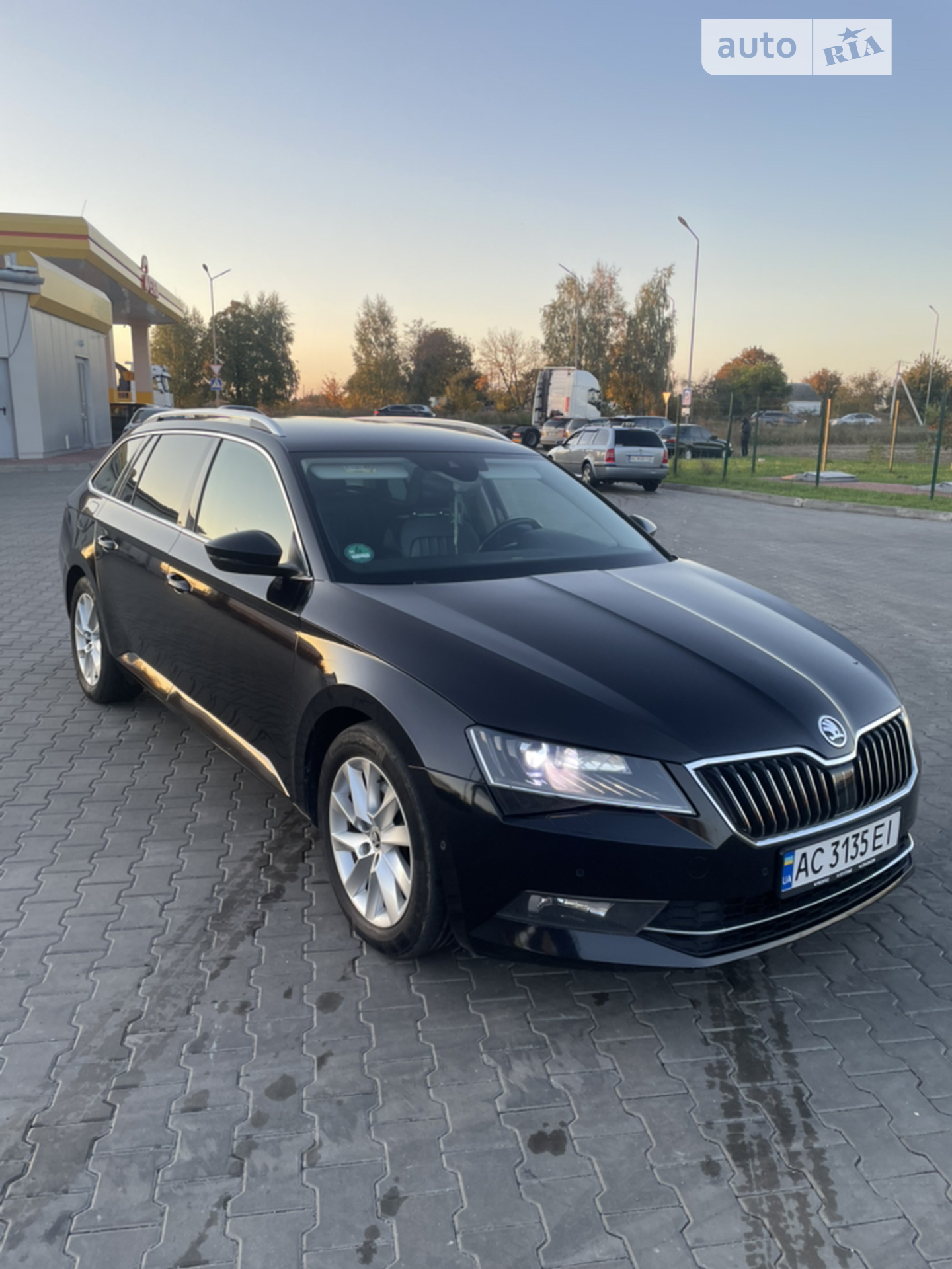 2017 Skoda Superb - фото 1