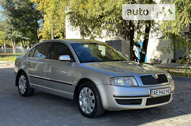 Лифтбек Skoda Superb 2002 в Днепре