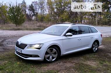 Універсал Skoda Superb 2017 в Лохвиці