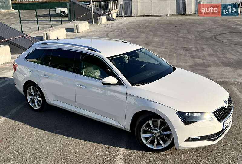 Универсал Skoda Superb 2017 в Киеве фото 3 Универсал Skoda Superb 2017 в Киеве