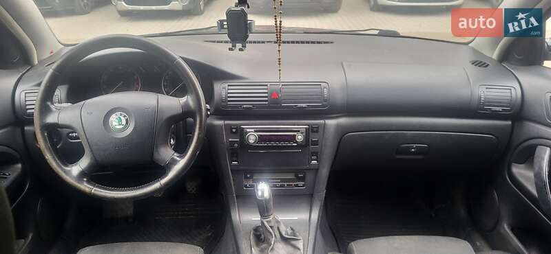 Лифтбек Skoda Superb 2006 в Львове