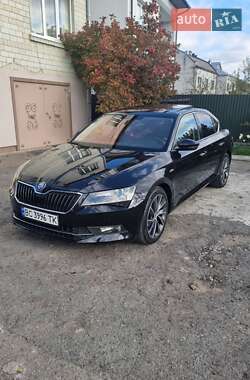 Ліфтбек Skoda Superb 2016 в Львові