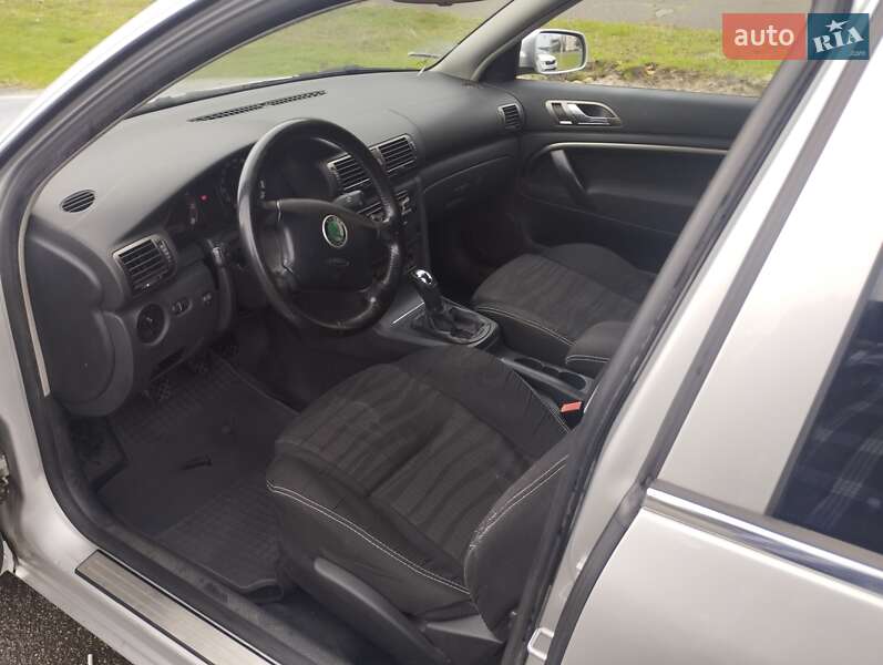 Лифтбек Skoda Superb 2004 в Киеве фото 4 Лифтбек Skoda Superb 2004 в Киеве