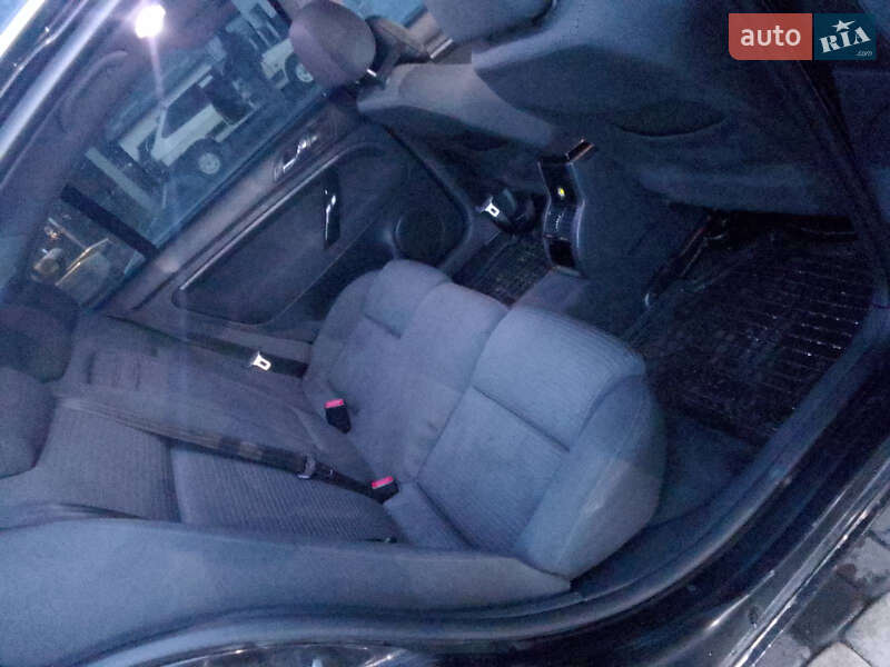 Лифтбек Skoda Superb 2006 в Львове