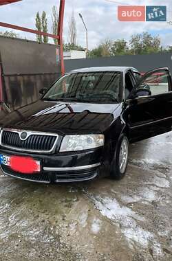 Лифтбек Skoda Superb 2006 в 