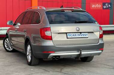 Универсал Skoda Superb 2014 в Киеве