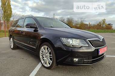 Універсал Skoda Superb 2015 в Луцьку