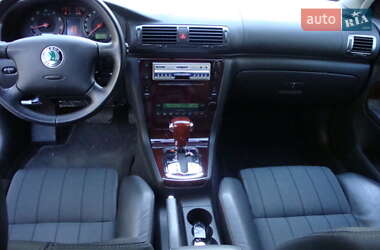 Ліфтбек Skoda Superb 2003 в Києві