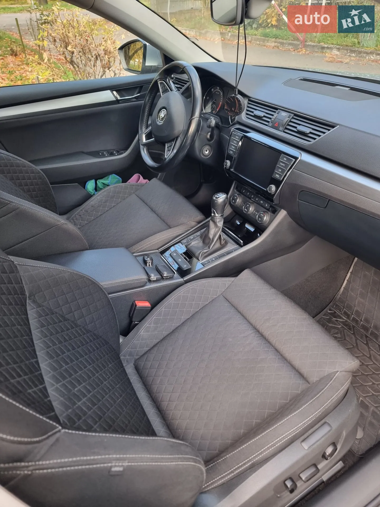 2015 Skoda Superb - мініатюра 3