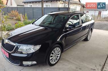 Универсал Skoda Superb 2013 в Ковеле