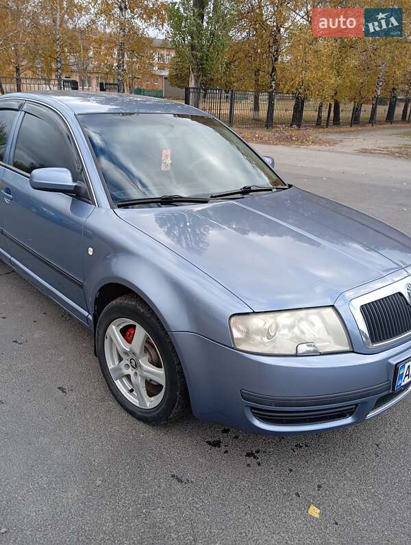 Лифтбек Skoda Superb 2006 в Днепре