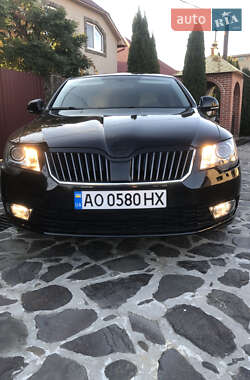 Лифтбек Skoda Superb 2014 в Ужгороде