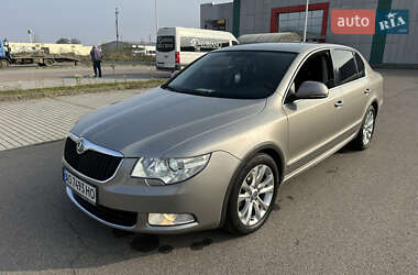 Ліфтбек Skoda Superb 2009 в Хусті