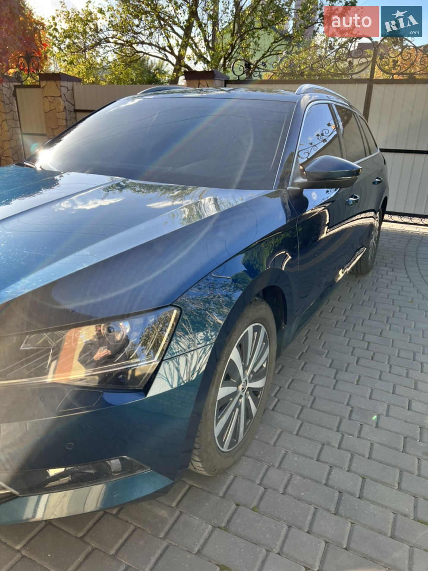 2017 Skoda Superb - мініатюра 3