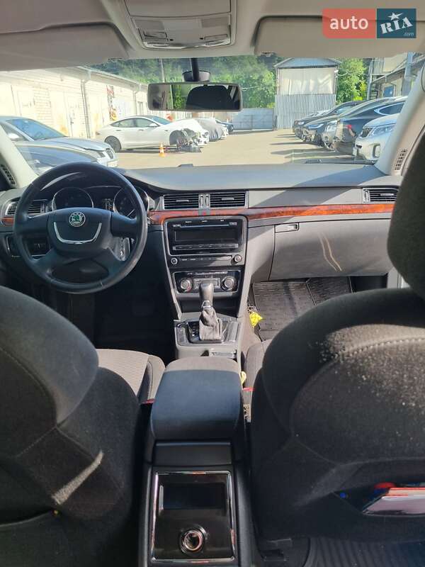 Лифтбек Skoda Superb 2013 в Киеве фото 10 Лифтбек Skoda Superb 2013 в Киеве