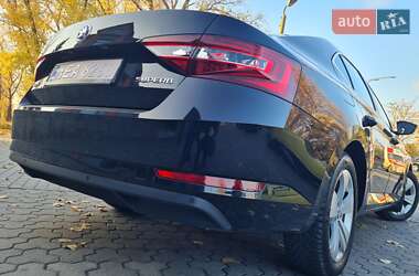 Ліфтбек Skoda Superb 2018 в 