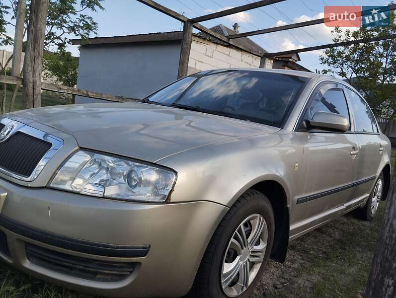 Ліфтбек Skoda Superb 2003 в Харкові