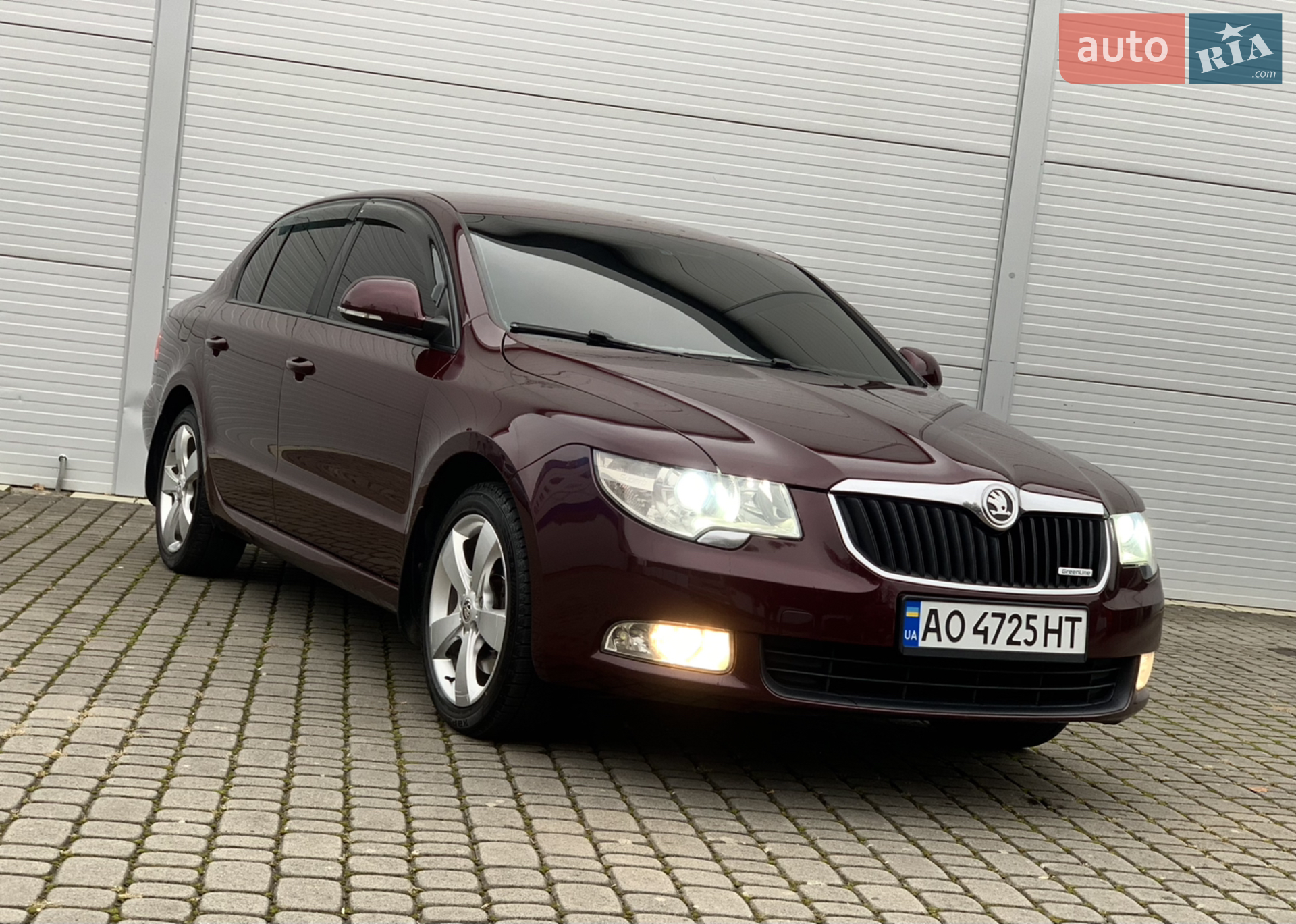 2012 Skoda Superb - мініатюра 2