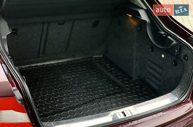 Лифтбек Skoda Superb 2012 в 