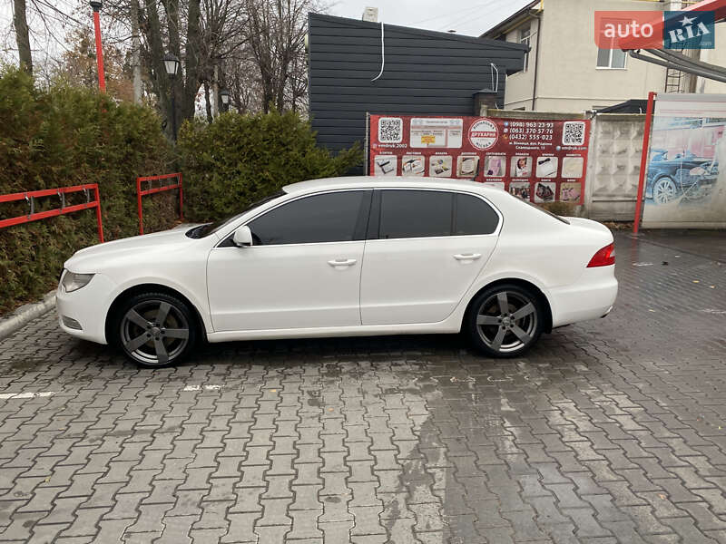 Лифтбек Skoda Superb 2008 в Виннице