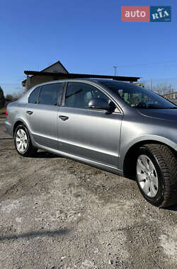 Лифтбек Skoda Superb 2012 в Галиче