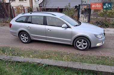 Универсал Skoda Superb 2013 в Нововолынске