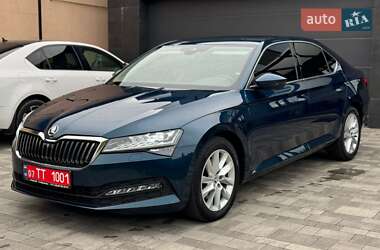 Ліфтбек Skoda Superb 2020 в Мукачевому