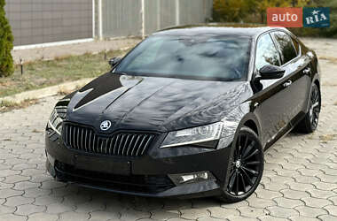 Лифтбек Skoda Superb 2017 в Днепре