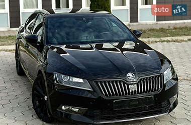 Лифтбек Skoda Superb 2017 в Днепре