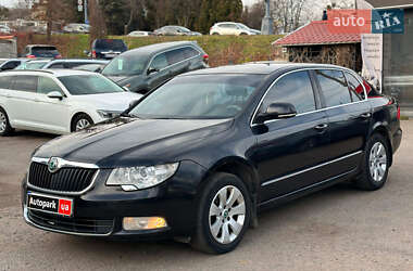 Лифтбек Skoda Superb 2011 в Виннице