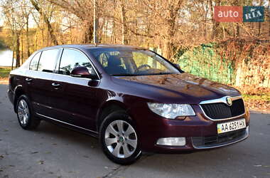 Лифтбек Skoda Superb 2009 в Киеве