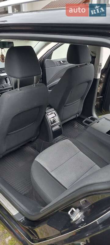 Универсал Skoda Superb 2013 в Трускавце