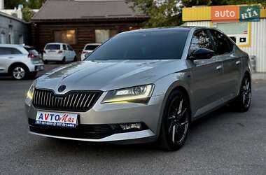 Лифтбек Skoda Superb 2017 в Киеве