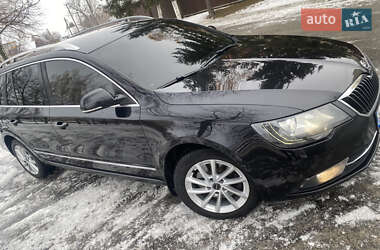 Универсал Skoda Superb 2014 в Киеве