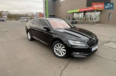 Ліфтбек Skoda Superb 2017 в Кривому Розі