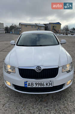 Лифтбек Skoda Superb 2011 в Ладыжине