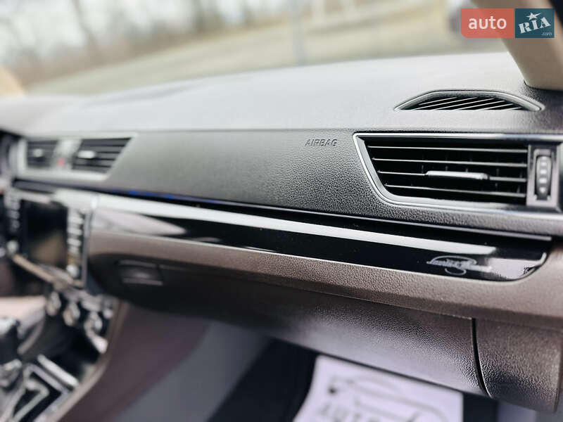 Лифтбек Skoda Superb 2017 в Иршаве
