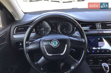 Лифтбек Skoda Superb 2012 в Киеве