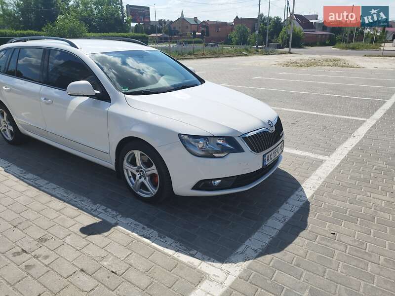 Универсал Skoda Superb 2014 в Харькове