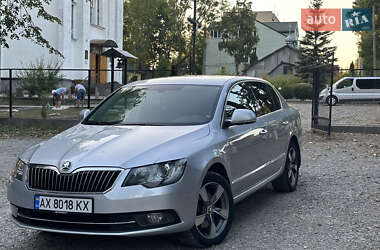 Ліфтбек Skoda Superb 2013 в Чернівцях